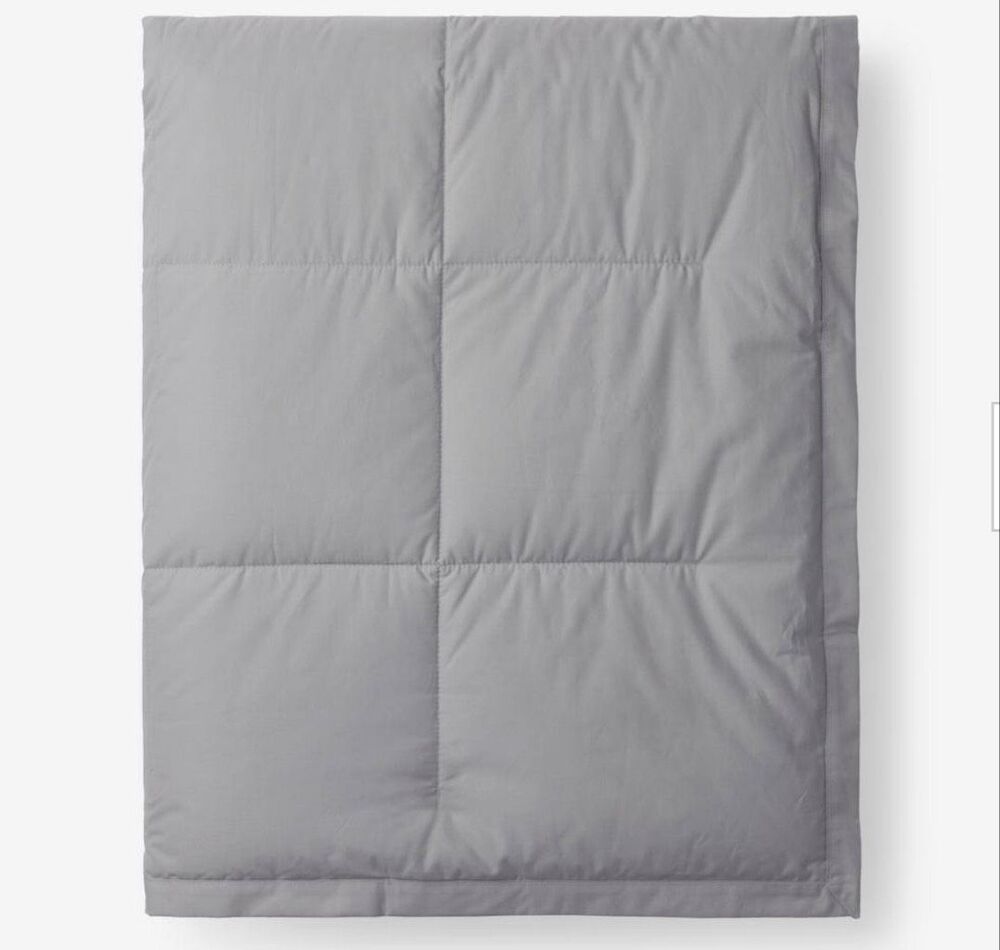 The Company Store LaCrosse Premium Down Blanket NWT Full/Queen, Light Gray